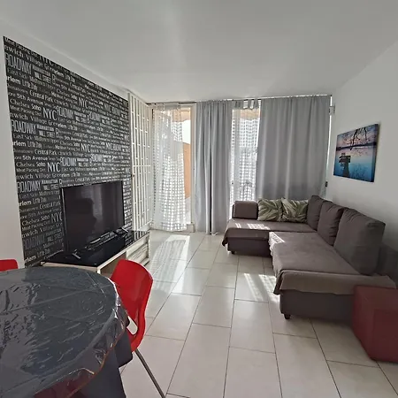 Parque Santiago Las Americas Appartement