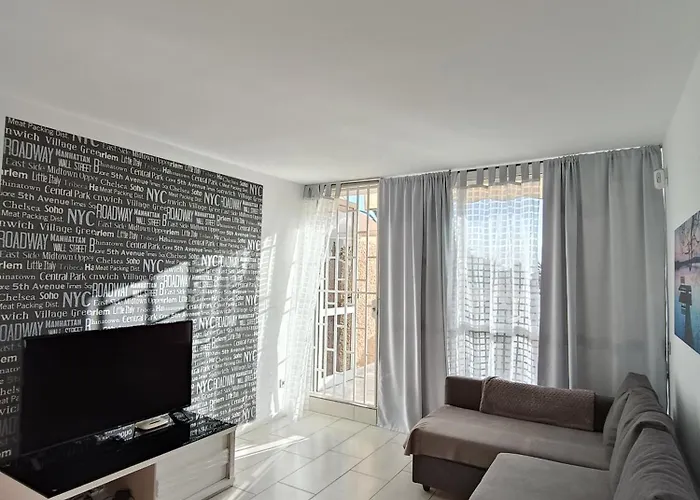 Parque Santiago Las Americas Apartamento