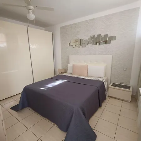 Parque Santiago Las Americas Appartement